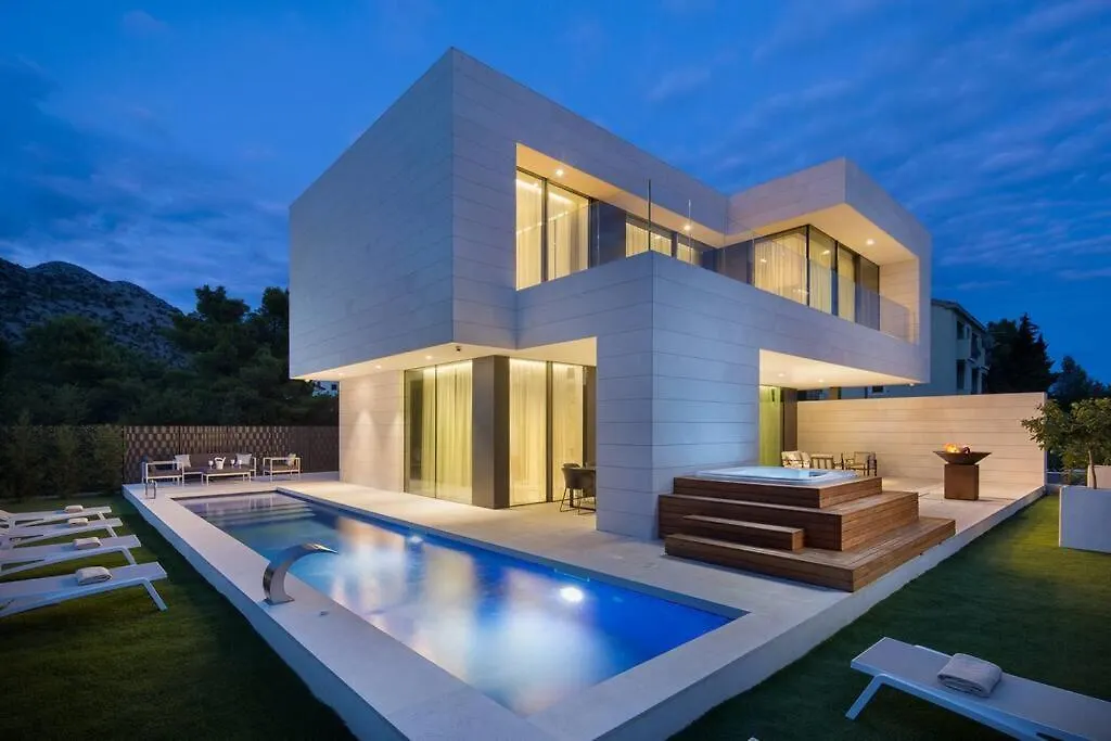 Exclusive Villa Calma II - Heated Pool, Sea View Starigrad Paklenica 0*,  Croacia
