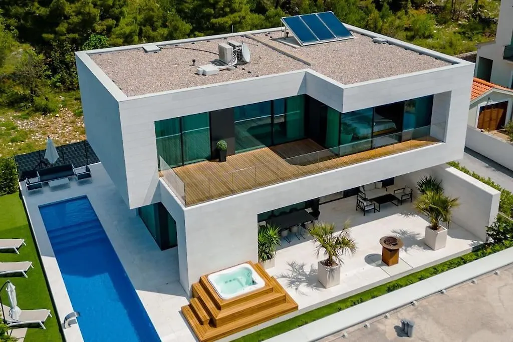 Exclusive Villa Calma II - Heated Pool, Sea View Starigrad Paklenica