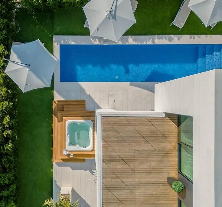 Exclusive Villa Calma II - Heated Pool, Sea View Starigrad Paklenica 0*,