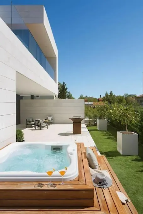 Exclusive Villa Calma II - Heated Pool, Sea View Starigrad Paklenica 0*,