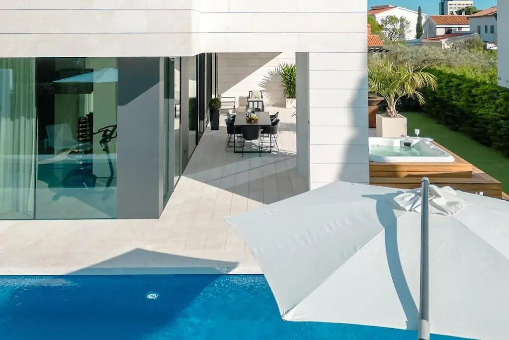 Exclusive Villa Calma II - Heated Pool, Sea View Starigrad Paklenica Croatia