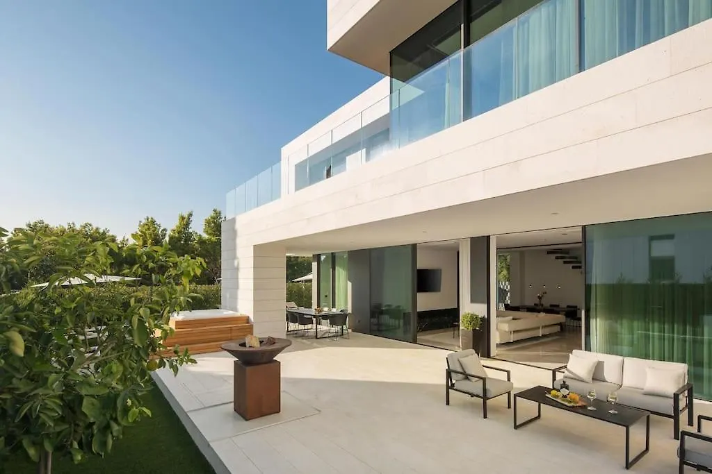 Exclusive Villa Calma II - Heated Pool, Sea View Starigrad Paklenica Croatia