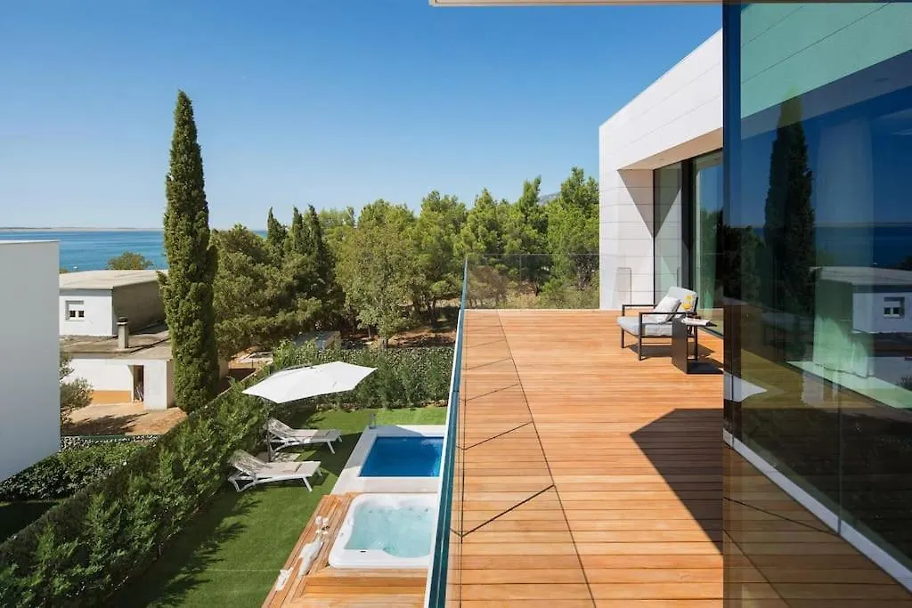 Exclusive Villa Calma II - Heated Pool, Sea View Starigrad Paklenica 0*,