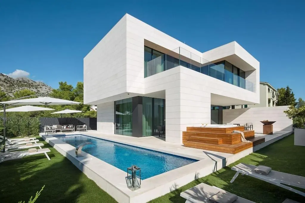 Exclusive Villa Calma II - Heated Pool, Sea View Starigrad Paklenica