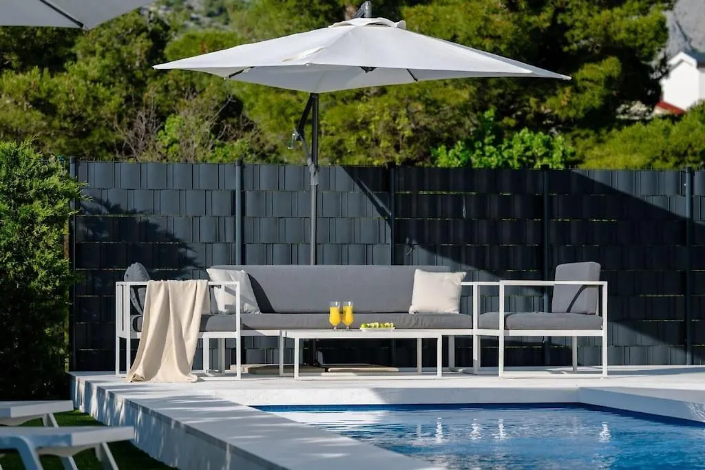 Exclusive Villa Calma II - Heated Pool, Sea View Starigrad Paklenica